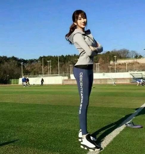 高校女生模拟器
