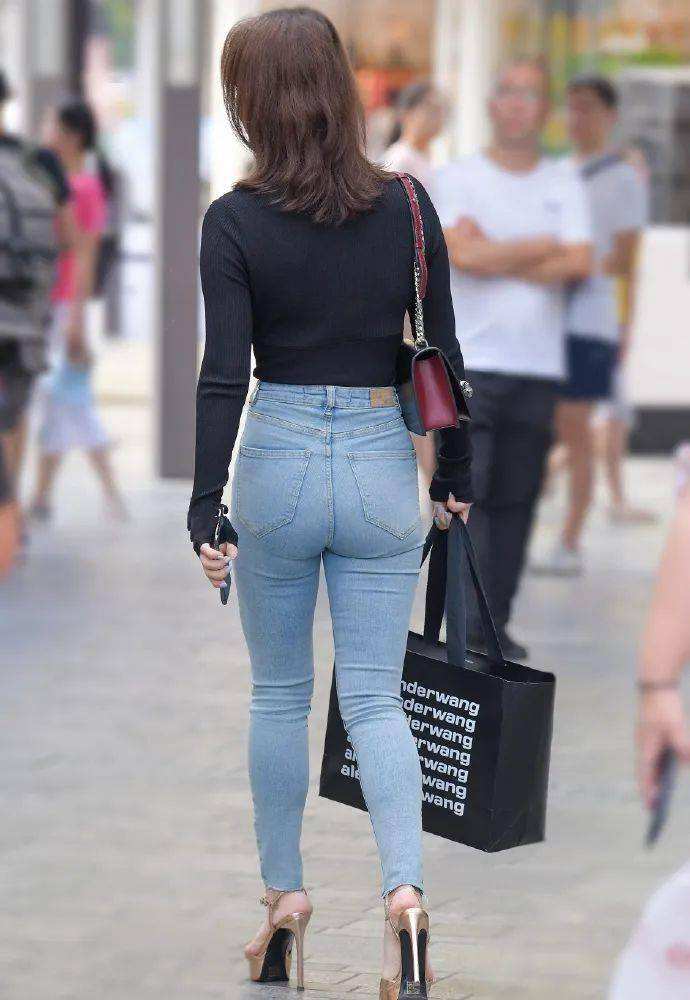 庾辰倩